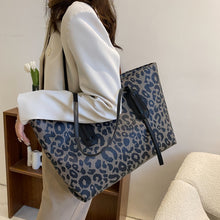 Load image into Gallery viewer, PU Leather Leopard Tote Bag
