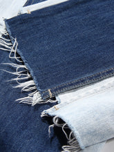 Load image into Gallery viewer, Contrast Button Fly Slit Frayed Hem Jeans
