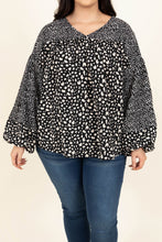 Load image into Gallery viewer, Plus Size Animal Print Balloon Sleeve Blouse
