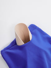 Load image into Gallery viewer, Twisted Halter Neck Active Bra
