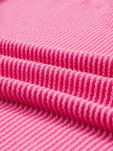 Load image into Gallery viewer, Exposed Seam Contrast Round Neck Sweatshirt
