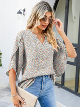 Load image into Gallery viewer, Printed Notched Half Sleeve Blouse

