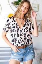 Load image into Gallery viewer, Leopard Cutout Short Sleeve Top
