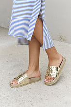 Load image into Gallery viewer, Forever Link Studded Platform Slide Sandal
