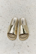 Load image into Gallery viewer, Forever Link Studded Platform Slide Sandal
