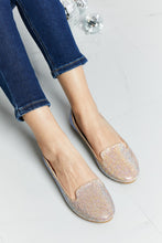 Load image into Gallery viewer, Forever Link Rhinestone Round Toe Flats
