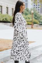 Load image into Gallery viewer, Leopard Print Open Front Longline Top with Pockets
