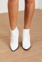 Load image into Gallery viewer, Qupid Daybreak Cowboy Booties
