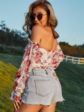 Load image into Gallery viewer, Floral Off-Shoulder Cropped Top
