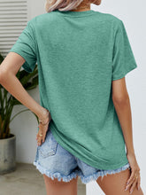 Load image into Gallery viewer, MAMA Leopard Graphic Short Sleeve Tee
