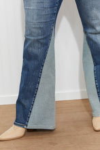 Load image into Gallery viewer, Judy Blue Frankie Full Size Inseam Panel Flare Jeans
