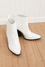 Load image into Gallery viewer, Qupid Daybreak Cowboy Booties
