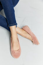 Load image into Gallery viewer, Forever Link Bow Detail Sherpa Flats
