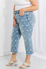 Load image into Gallery viewer, Judy Blue Full Size Parker Star Print Crop Straight Jeans
