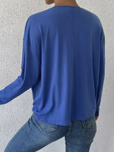 Load image into Gallery viewer, Twisted Detail Dropped Shoulder Top

