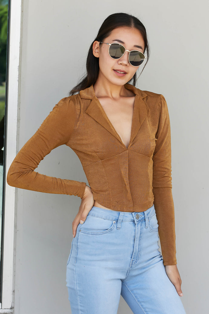 HYFVE Making Memories Cropped Collared Top