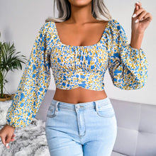 Load image into Gallery viewer, Ditsy Floral Crisscross Cropped Top
