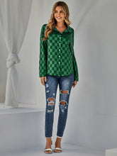 Load image into Gallery viewer, Checkered Curved Hem Shirt
