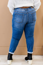 Load image into Gallery viewer, Judy Blue Chasing Dreams Pull-On Cropped Jeans

