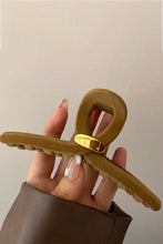 Load image into Gallery viewer, Fashionable Claw Clip
