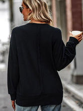Load image into Gallery viewer, Slit Dropped Shoulder Notched Top
