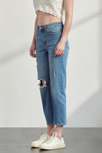 Load image into Gallery viewer, Muselooks What You Want Distressed Cropped Jeans
