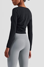 Load image into Gallery viewer, Gathered Detail Long Sleeve Sports Top
