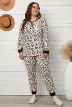 Load image into Gallery viewer, Plus Size Leopard Print Lounge Set
