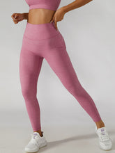 Load image into Gallery viewer, Elastic Waistband Cropped Sports Leggings
