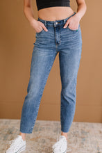 Load image into Gallery viewer, Judy Blue Sunflower Fields Full Size Run Embroidered Relaxed Jeans
