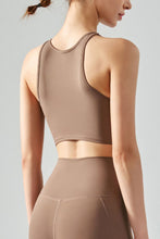 Load image into Gallery viewer, Breathable Round Neck Sports Tank
