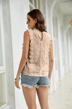 Load image into Gallery viewer, Lace Scalloped Keyhole V-Neck Tank
