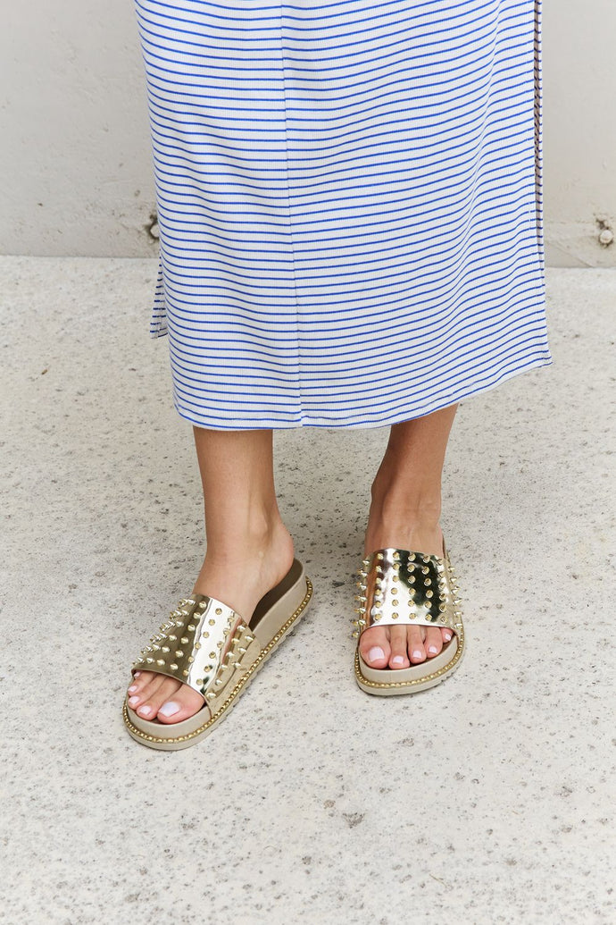 Forever Link Studded Platform Slide Sandal