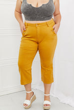 Load image into Gallery viewer, DIBS 5395 Judy Blue Jayza Full Size Straight Leg Cropped Jeans
