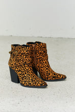 Load image into Gallery viewer, Qupid Leopard Buckle Detail Booties
