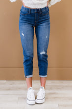 Load image into Gallery viewer, Judy Blue Chasing Dreams Pull-On Cropped Jeans
