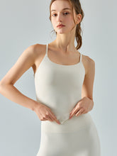 Load image into Gallery viewer, Scoop Neck Sleeveless Sports Tank Top
