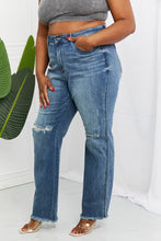 Load image into Gallery viewer, Judy Blue Becka Full Size Mid Rise Straight Jeans
