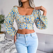 Load image into Gallery viewer, Ditsy Floral Crisscross Cropped Top
