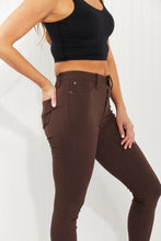 Load image into Gallery viewer, YMI Jeanswear Kate Hyper-Stretch in Coco DIBS HYPER
