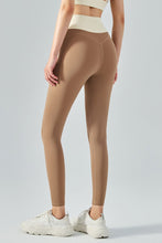 Load image into Gallery viewer, Contrast High Waist Seamless Sports Leggings
