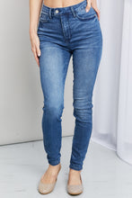 Load image into Gallery viewer, Judy Blue Full Size Cooling Denim Skinny Jeans
