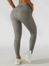 Load image into Gallery viewer, Elastic Waistband Cropped Sports Leggings
