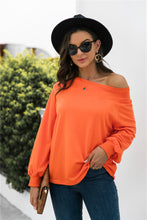 Load image into Gallery viewer, Round Neck Raglan Sleeve Sweatshirt
