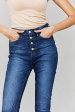 Load image into Gallery viewer, Muselooks Button Fly Cropped Skinny Jeans
