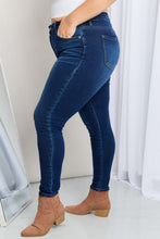 Load image into Gallery viewer, Kancan Full Size Skinny Jeans with Pockets
