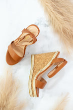 Load image into Gallery viewer, KAYLEEN Vermont Vacation Cork Wedges
