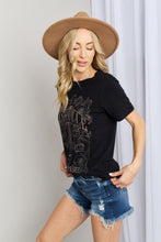 Load image into Gallery viewer, mineB Full Size In Your Sights Graphic T-Shirt
