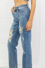 Load image into Gallery viewer, Judy Blue Bella Full Size Distressed Straight Jeans
