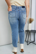 Load image into Gallery viewer, DIBS 1053 RISEN Full Size Distressed Cropped Jeans with Pockets
